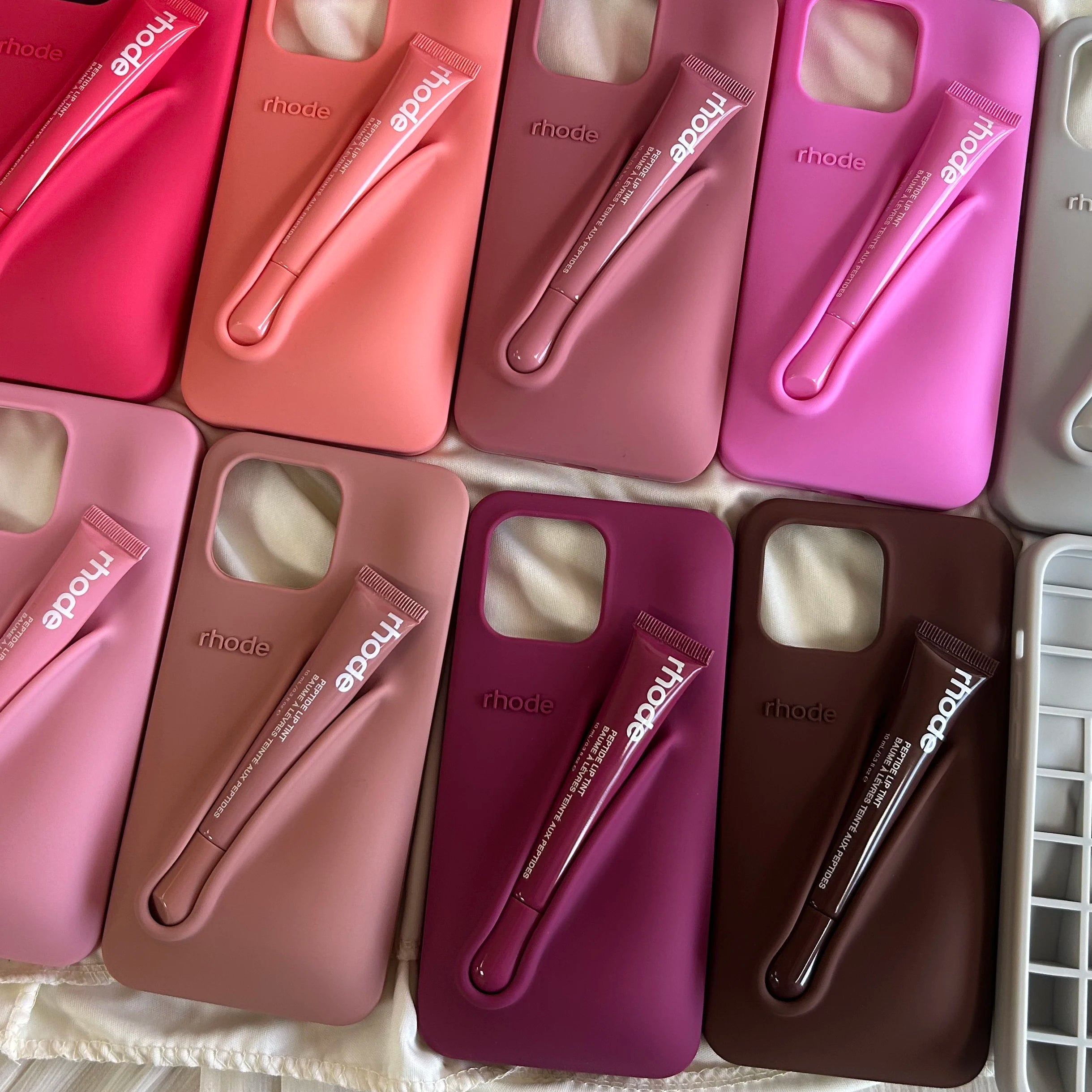 Capinha iPhone Lip Holder – Orange Edição Outono