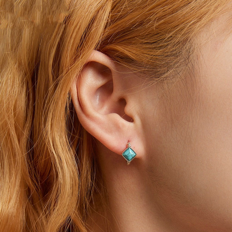 Brincos de Prata Envelhecida 925 com Pedra Turquesa