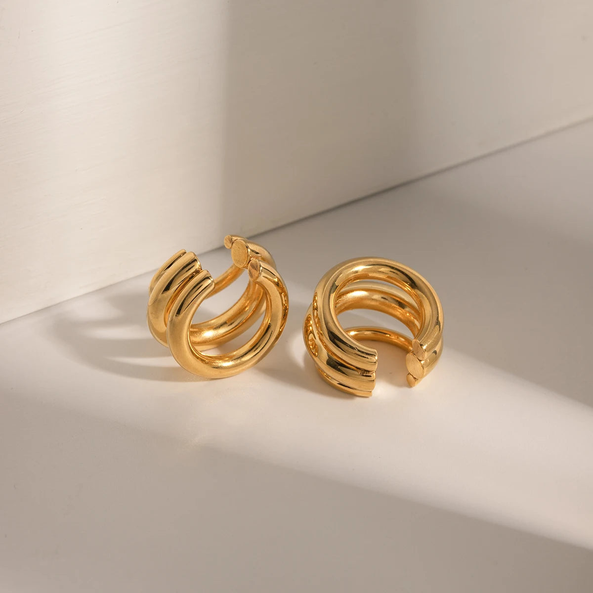 Brinco 18k Banhado a Ouro com Clipe de Ouvido Minimalista