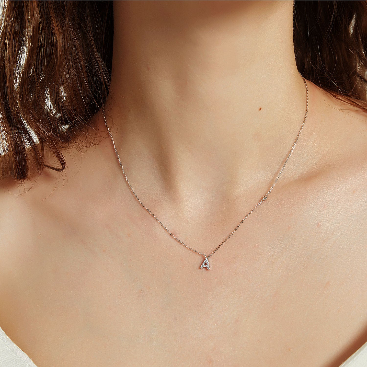 Colar Letra Banhado a Ouro 18k